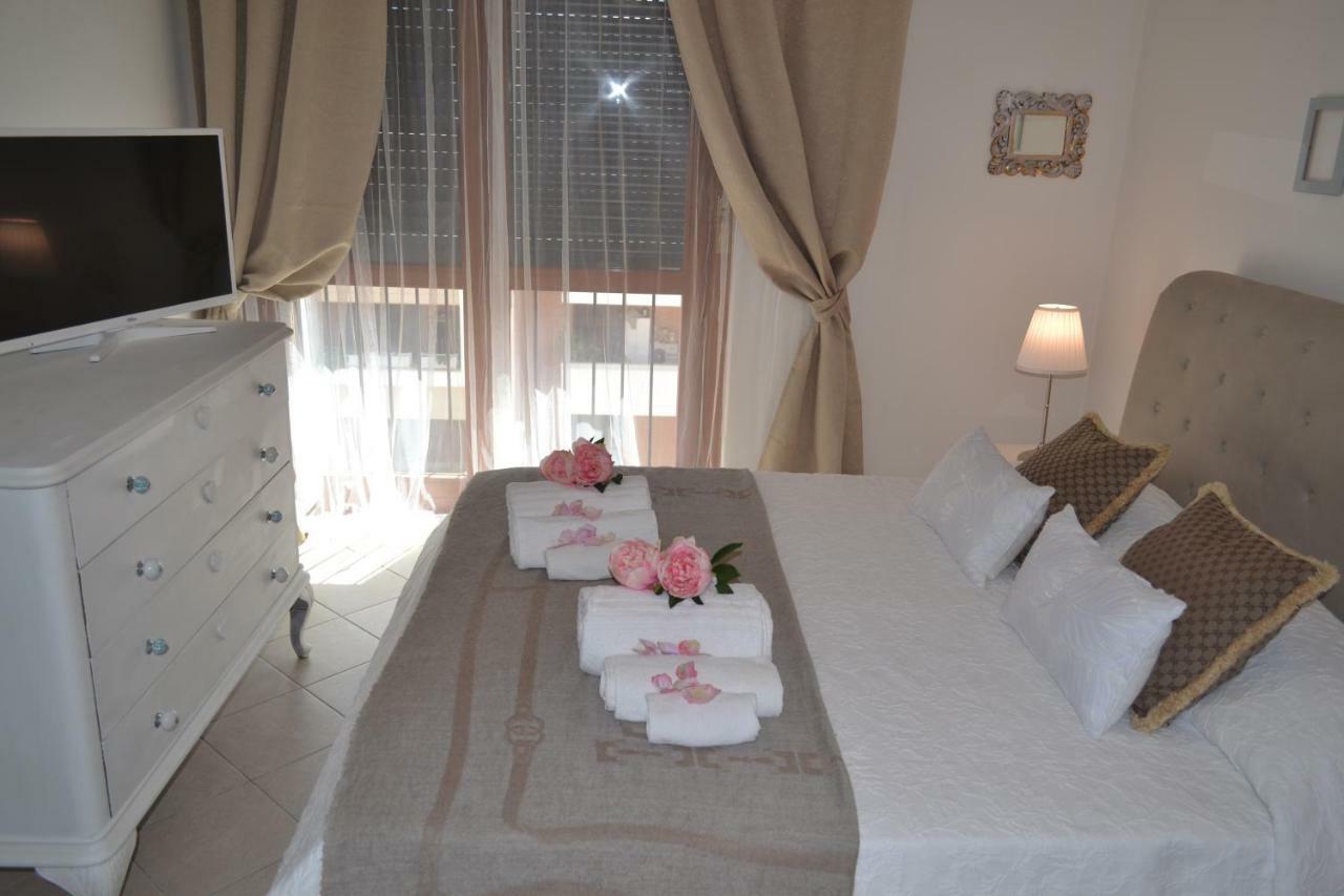 Airport & Fair Suite Apartments Фиумичино Екстериор снимка